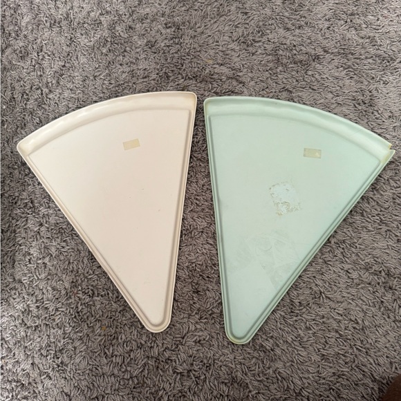 Deborah Mallow Pizza Plates Set Of 2 Retro 90s Party Classic Nostalgia USA Made - Picture 11 of 11